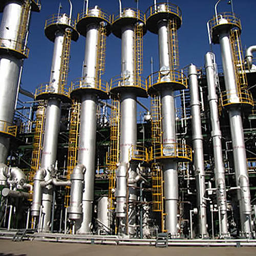 Industrial ethyl alcohol distillation columns or towers
